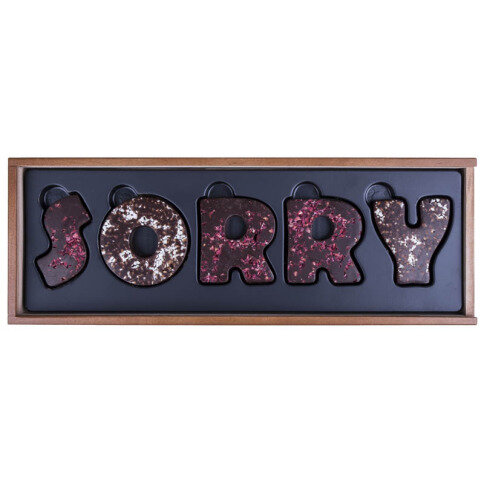 SORRY - Schokobuchstaben Zartbitter - Mit Himbeeren und Mandelstückchen