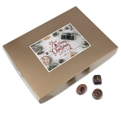 Xmas ChocoPostcard Maxi Dark - 15 Pralinen und Schokoladentafel in einer Foto-Schachtel