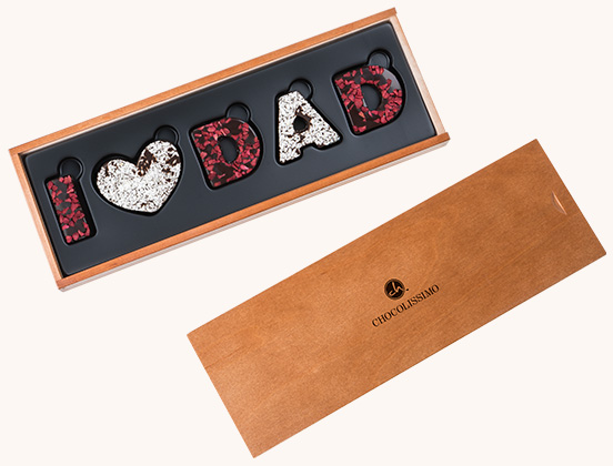 Einzigartige Merkmale der Schokolade i love dad Schriftzug in einer Box