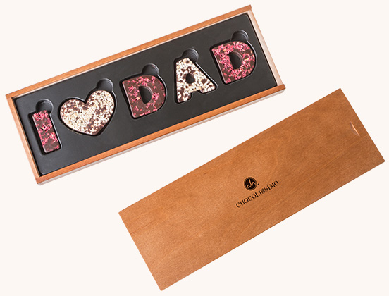 Einzigartige Merkmale der Schokolade i love dad Schriftzug in einer Box