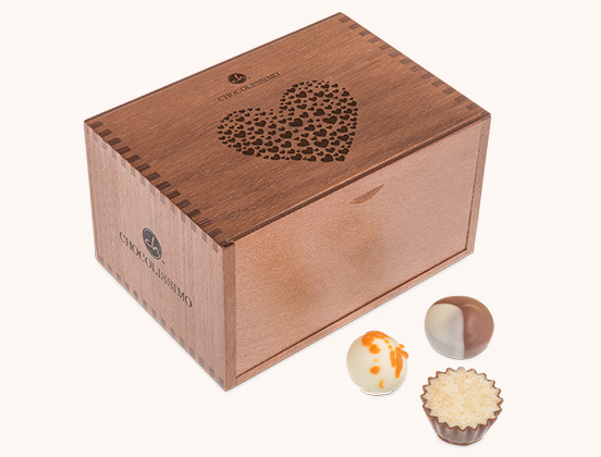 Besonderheiten eines Pralinen-Sets in einer Holzbox zum Valentinstag