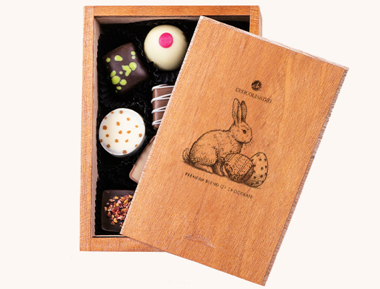 Einzigartige Eigenschaften der Holzkiste mit Gravur für Schokoladenpralinen zu Ostern