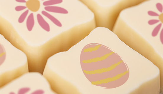 Praline mit essbarem Druck verziert