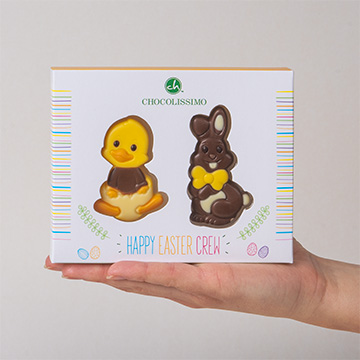 Schokoladenhuhn und Kaninchenfigur für Ostern