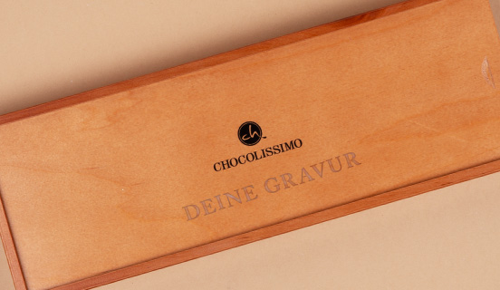 Holzschatulle mit Gravur, mit Schokoladenpapa-Schriftzug