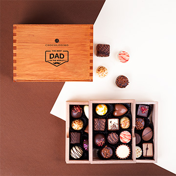 Pralinenschachtel aus Holz mit Gravur zum Vatertag