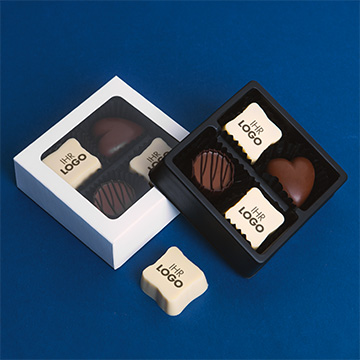 4 Pralinen mit beliebiger Grafik für B2B