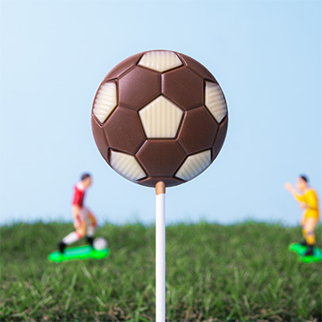 Schokoladenkugelförmiger Lutscher