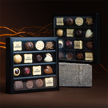 16 Pralinen mit beliebiger Grafik für B2B