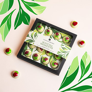 16 handgefertigte Pralinen mit Himbeer-Matcha-F&uuml;llung