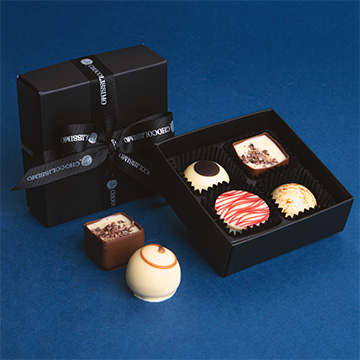 Set aus 4 Pralinen für b2b im schwarzen karton