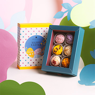 Set aus Pralinen in Form amerikanischer Cupcakes zu Ostern