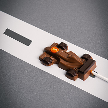 Schokoladenlutscher in Form eines Formel-1-Wagens