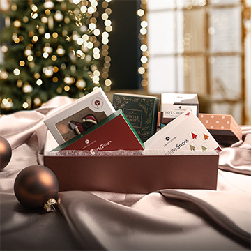 ein Set Pralinen für Kinder als Weihnachtsgeschenk