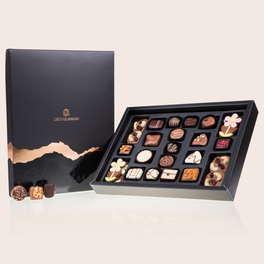 Chocoliscious - 17 Pralinen, 4 Kekse und 4 Schokoladenblumen