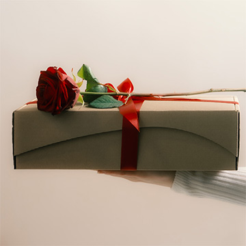 Schoko-Mystery-Box mit Rose