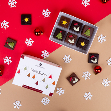 Santas and Trees Set