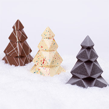 Weihnachtsbaum aus Vollmilchschokolade